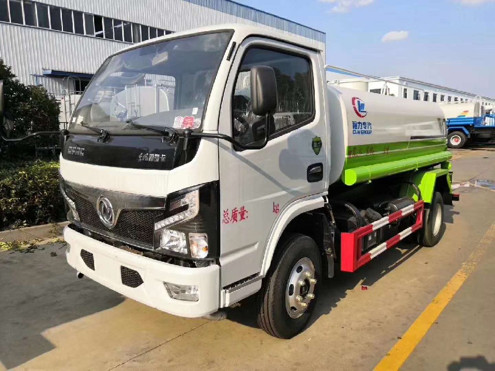 [東風]多利卡5噸灑水車
